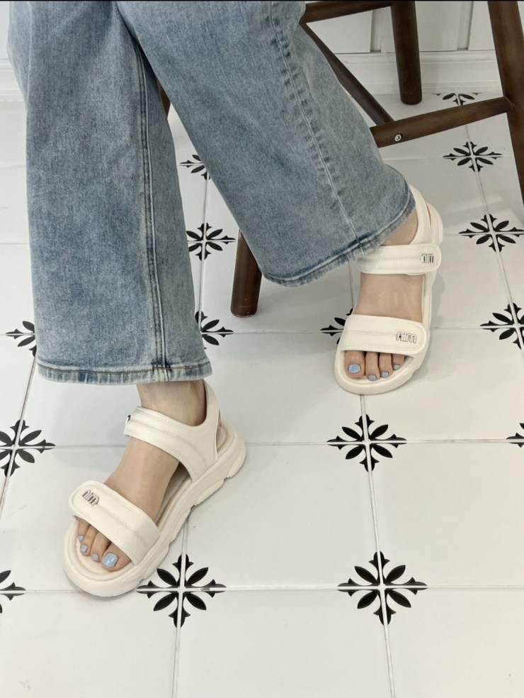 KakaoTalk_20260427_131547464_03